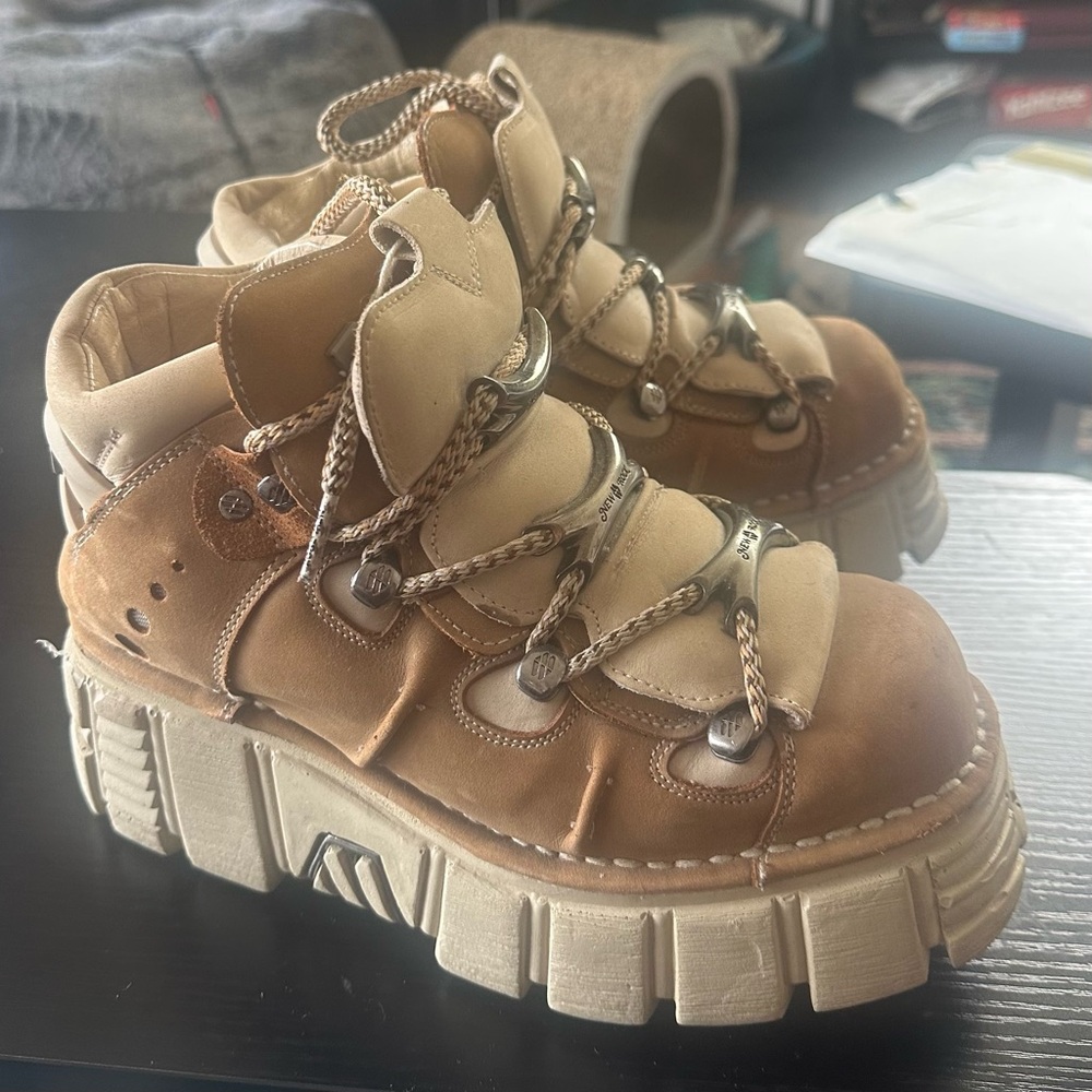 New Rock Platform Boots